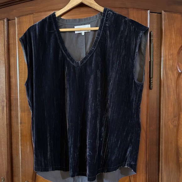 Dear John Charcoal velvet Textured V Neck Top Size Small oversized # 813 - Picture 3 of 6